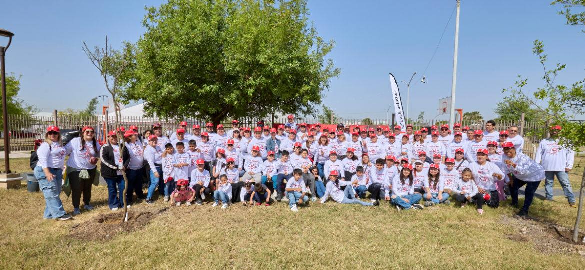 Unimos energía en jornada de reforestación