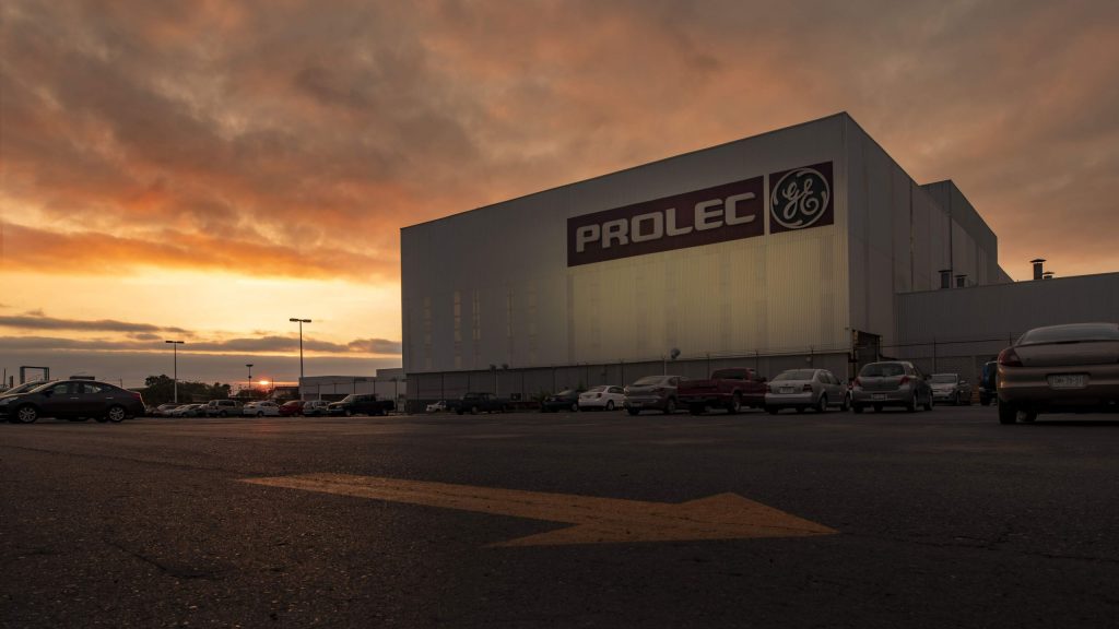 Prolec una Empresa de Diez: Infonavit - Xignux