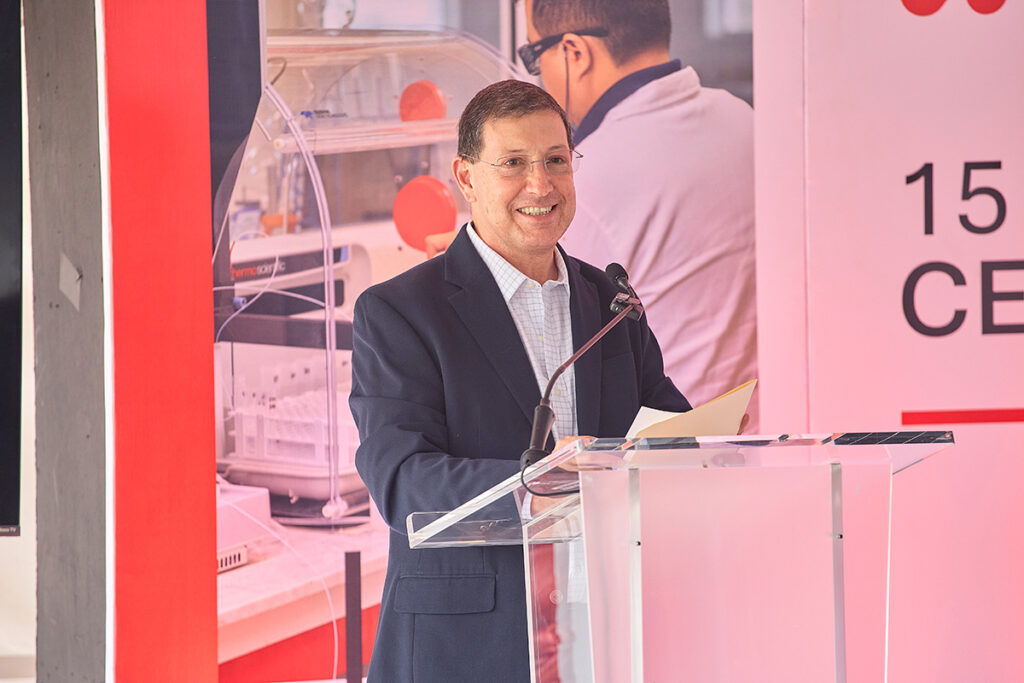 Carlos Ramos: Carlos Ramos, CEO of Viakable, delivered remarks during the event commemorating CETIV’s 15th anniversary.